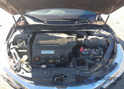 2017 Honda Accord Touring V6 z USA, uszkodzony, nr VIN 1HGCR3F92HA045300